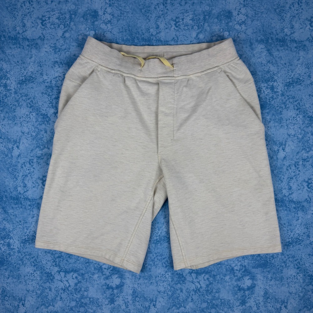 Lululemon City Sweat Short 9 Inch Heathered Cream Oatmeal Mens Size M LM7AB5S